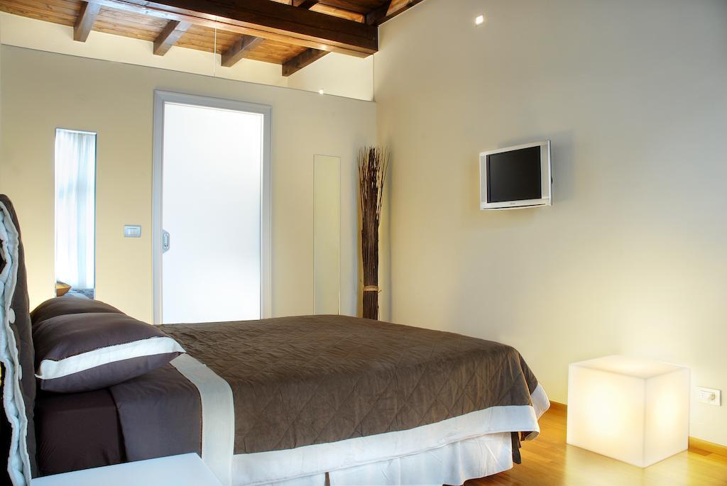 B&B Terres D'Aventure Suites Торино Стая снимка